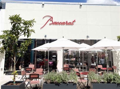Baccarat Boutique BBar + Lounge Opens In Miami .